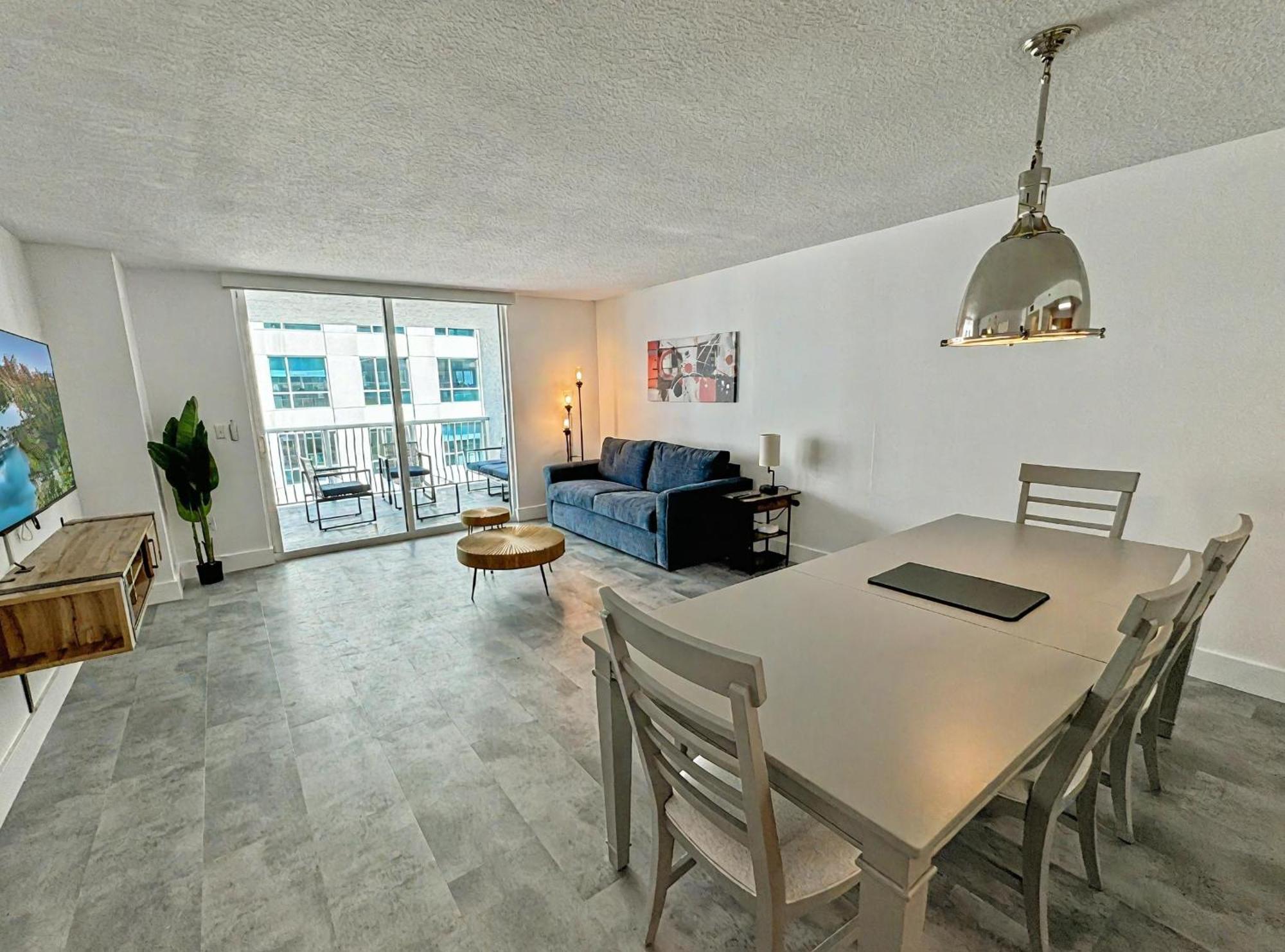 Elegant Centric Vibrant Pool Jacuzzi Free Parking Apartment Miami Ngoại thất bức ảnh