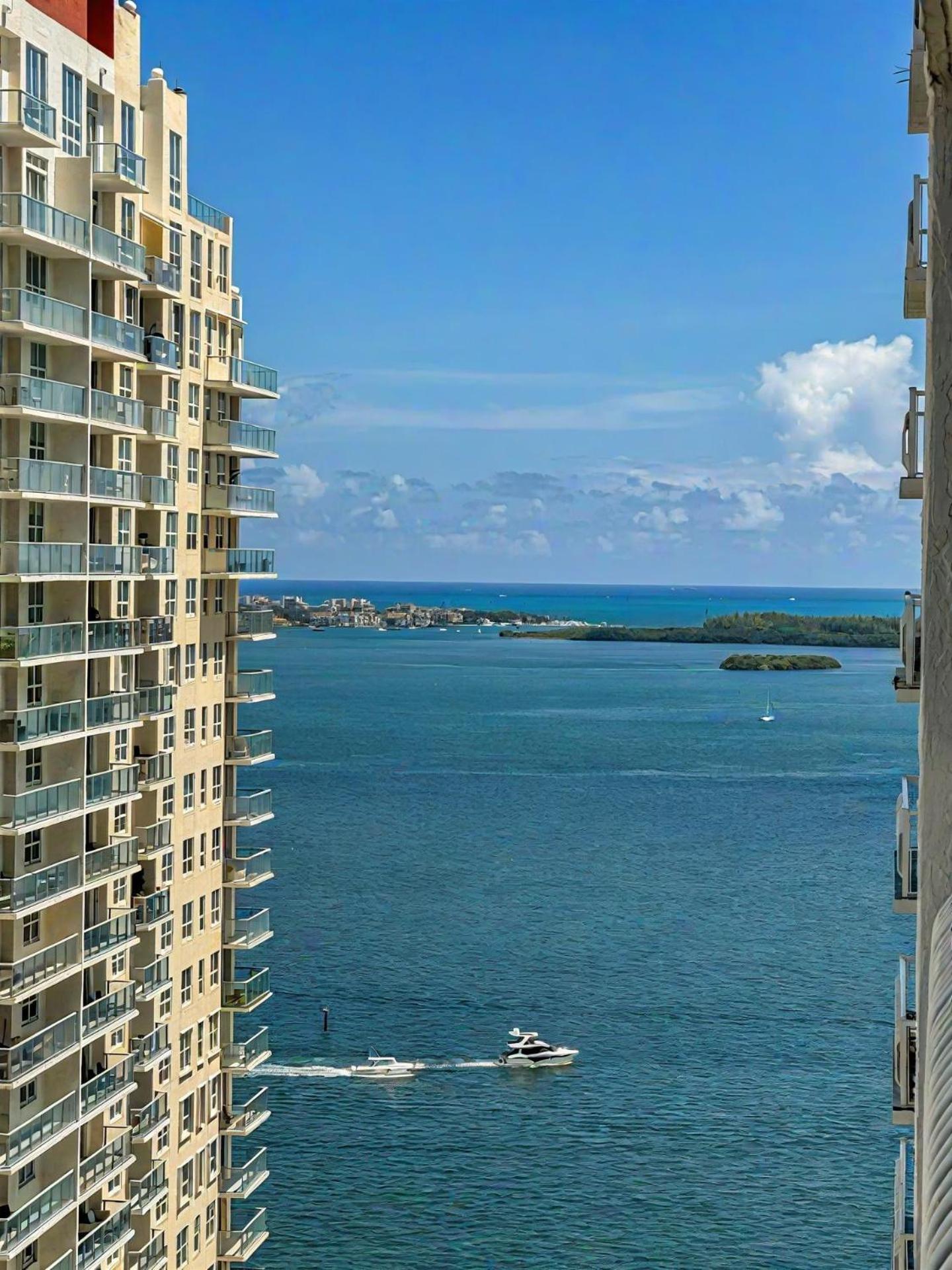 Elegant Centric Vibrant Pool Jacuzzi Free Parking Apartment Miami Ngoại thất bức ảnh